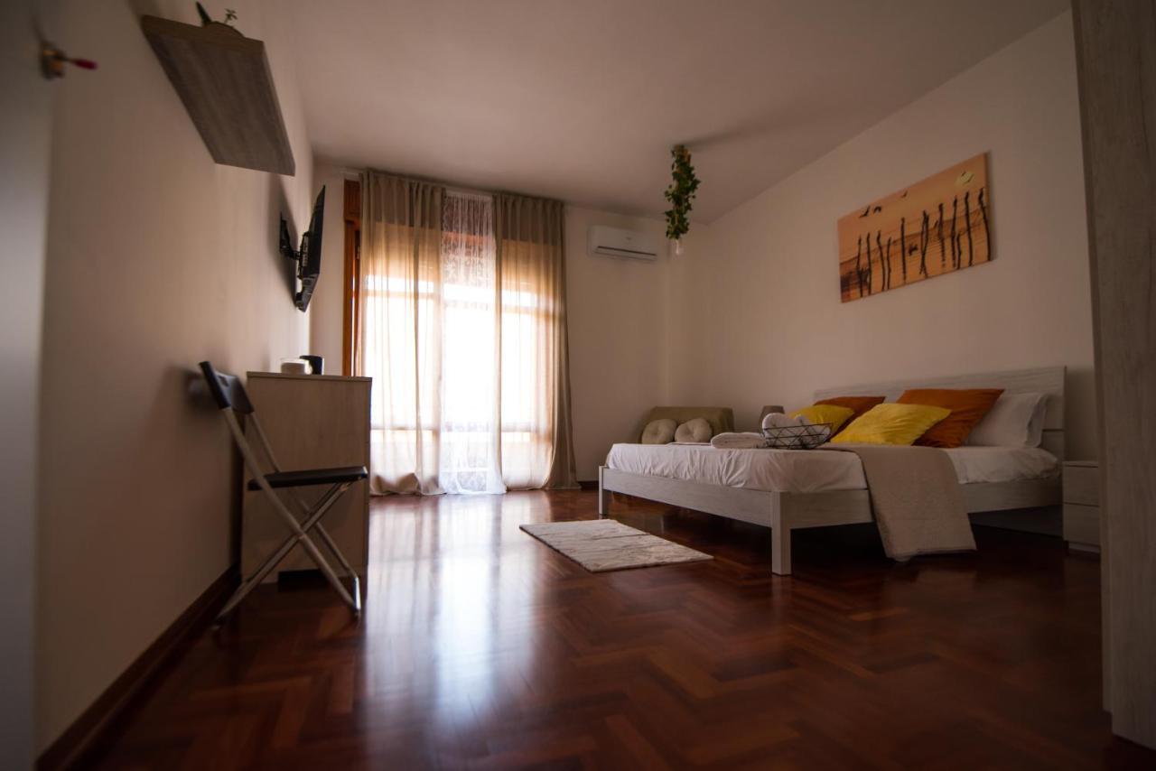 Sallu Boutique Салерно Экстерьер фото